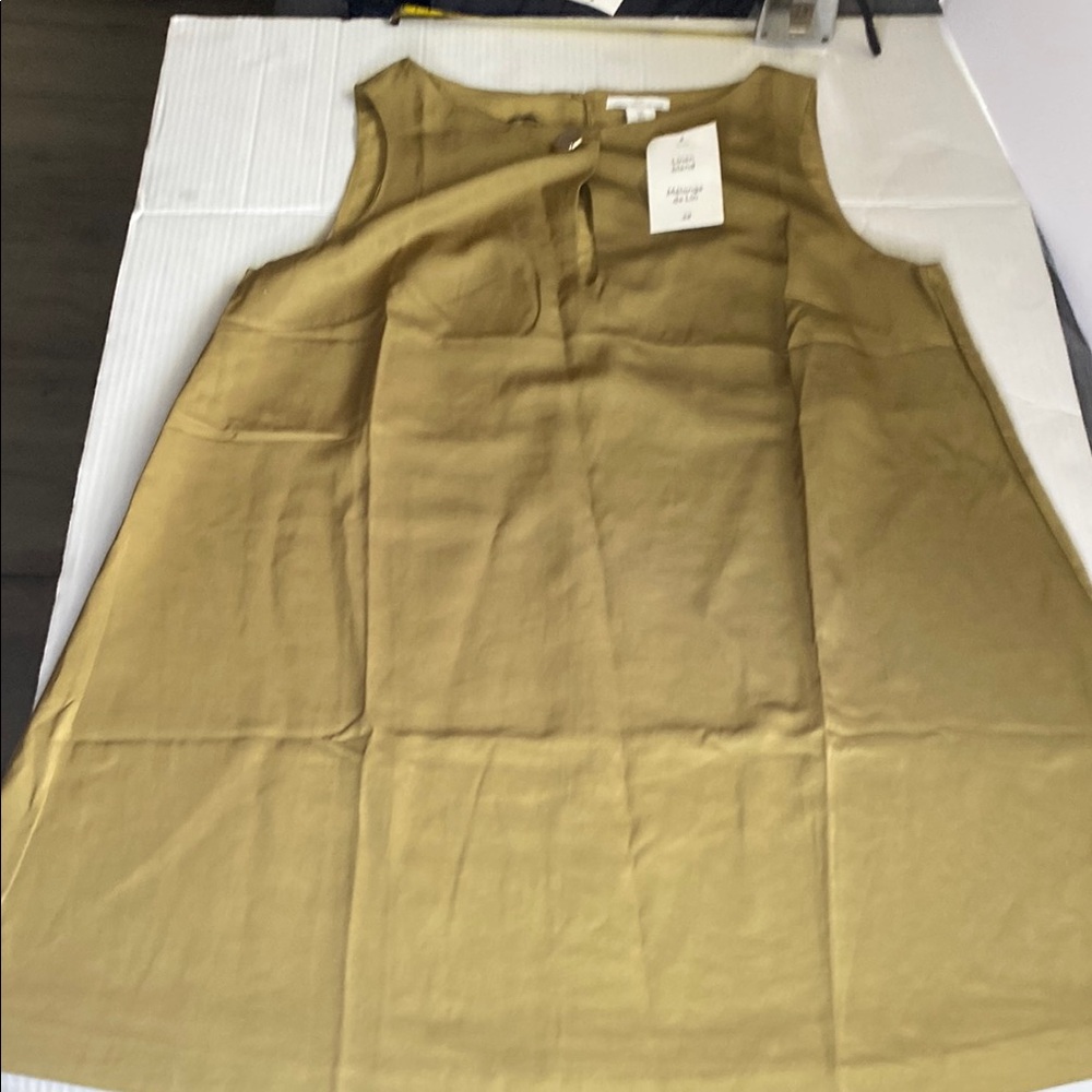 H&M Olive Linen Blend Top